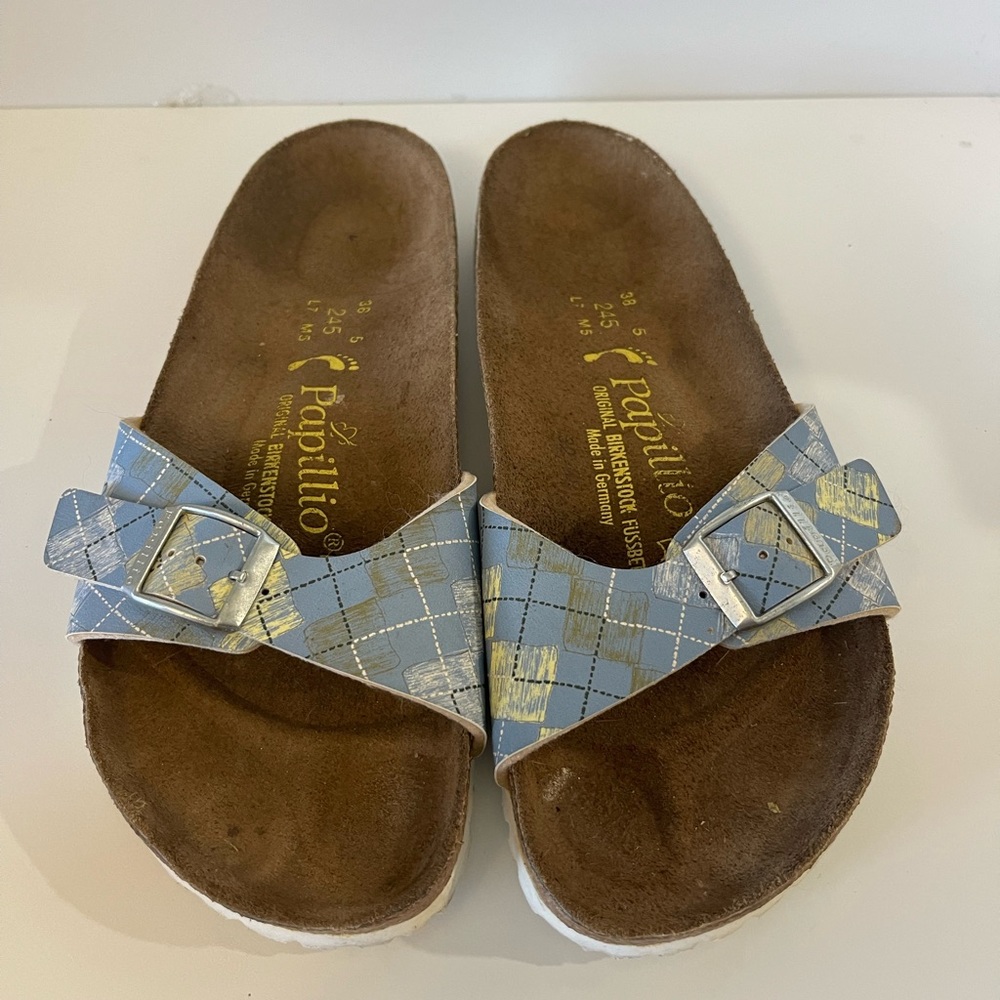 Papillio by Birkenstock women’s size 7 sandals